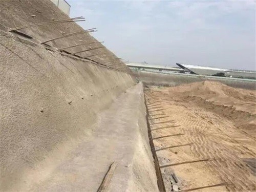 镇江河道边坡加固